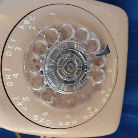 Automatic Electric Rotary Dial Telephone - Beige - Picture 2 of 2